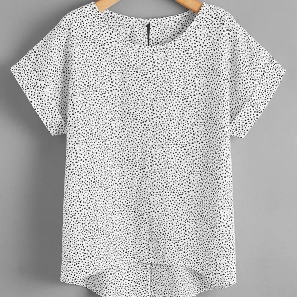 🌟Dalmatian print blouse🌟